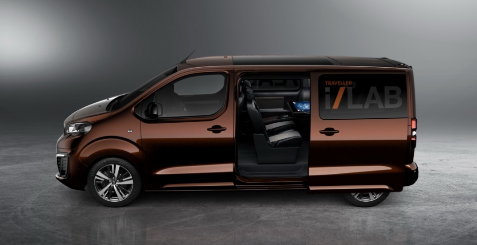 Peugeot готовит новый минивэн Traveller i-Lab, спроектированный для бизнесменов