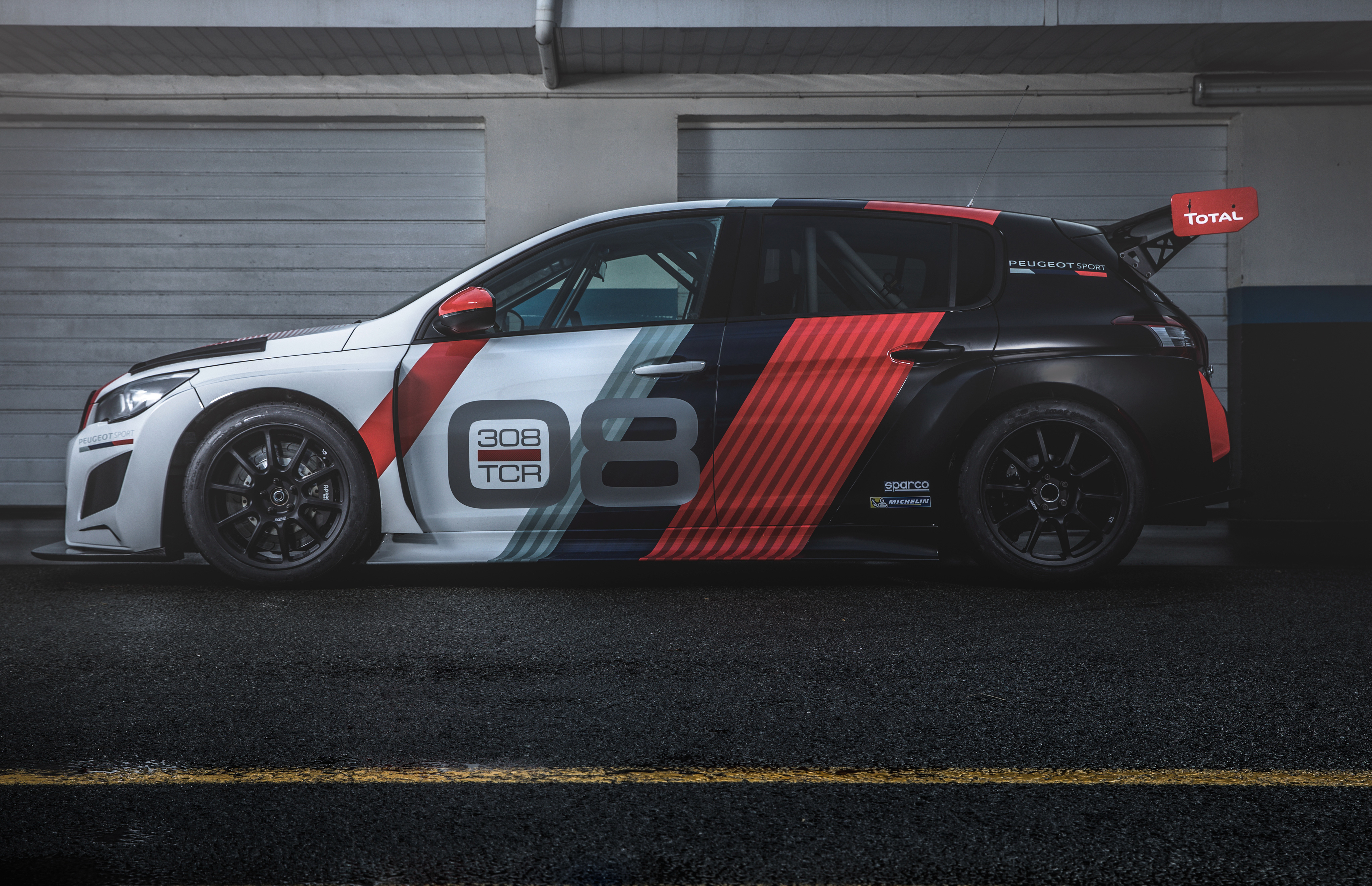 Peugeot 308 TCR 2018 Side View